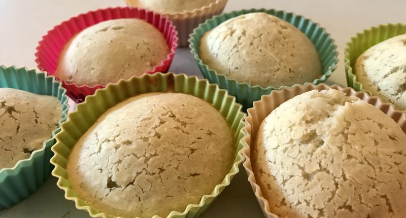 Pão doce de coco