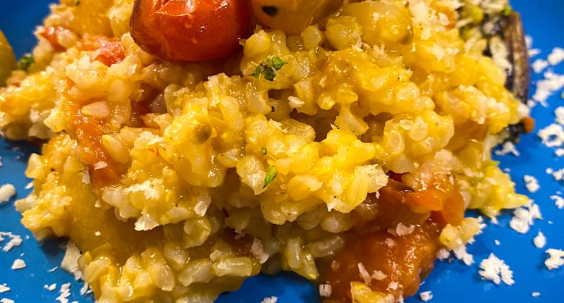 Risoto frutado de tomates
