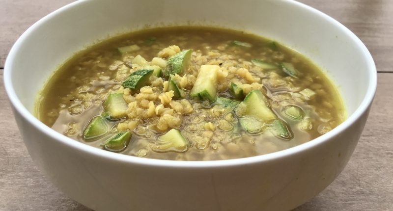 Sopa de lentilha Vermelha